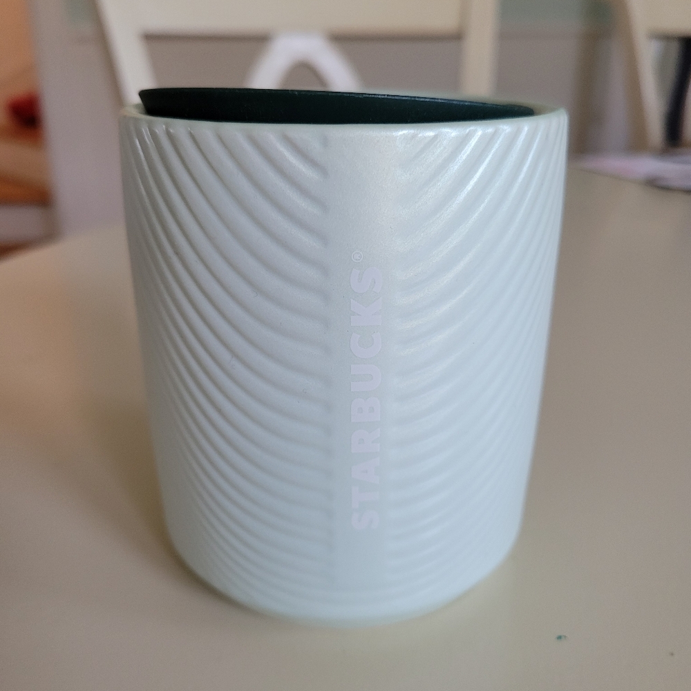 Starbucks Pearlescent Ceramic Short Tumbler Mint Green Ribbed Cup 8oz New 2023
